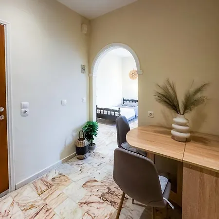 Apartment Effie's *